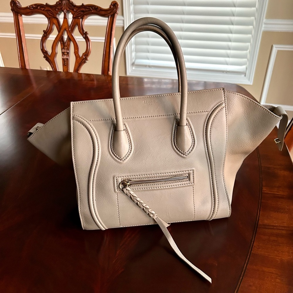 Céline Paris luggage Medium Phantom Tote Bag nude